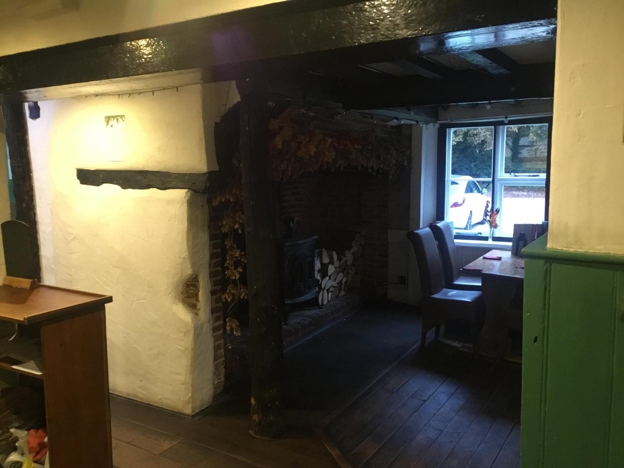 The Flying Horse Inn Boughton Aulph Eksteriør bilde